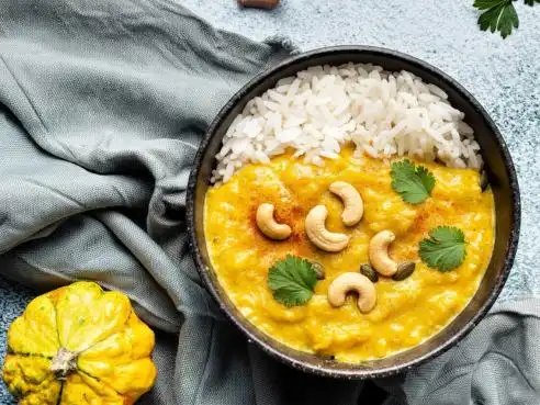 Dýňové kari s květákem