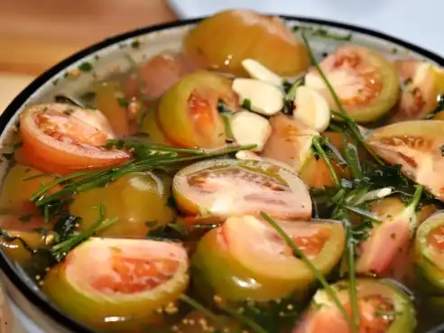 Nakládaná zelená rajčata