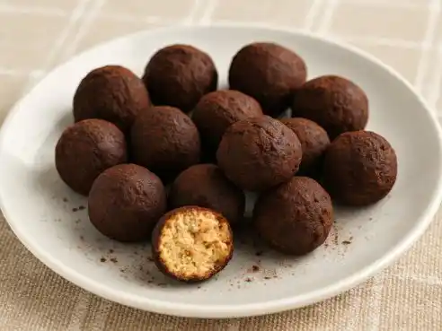 Tiramisu kuličky: jednoduché nepečené cukroví